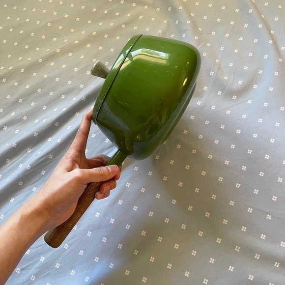 MCM 60s Olive Green Metal Fondue Pot - Picture 3 of 4